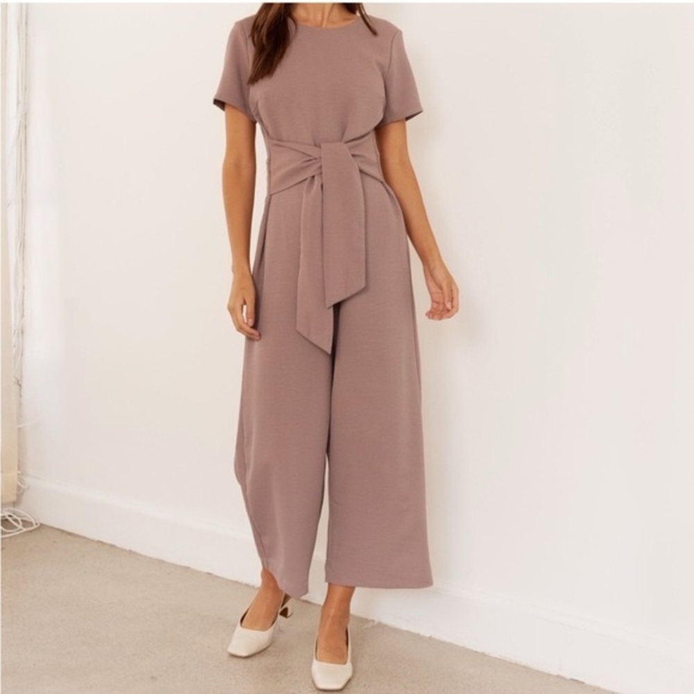 Modern Citizen | Julissa Wide Leg Crop Jumpsuit in Tan Sixe: small